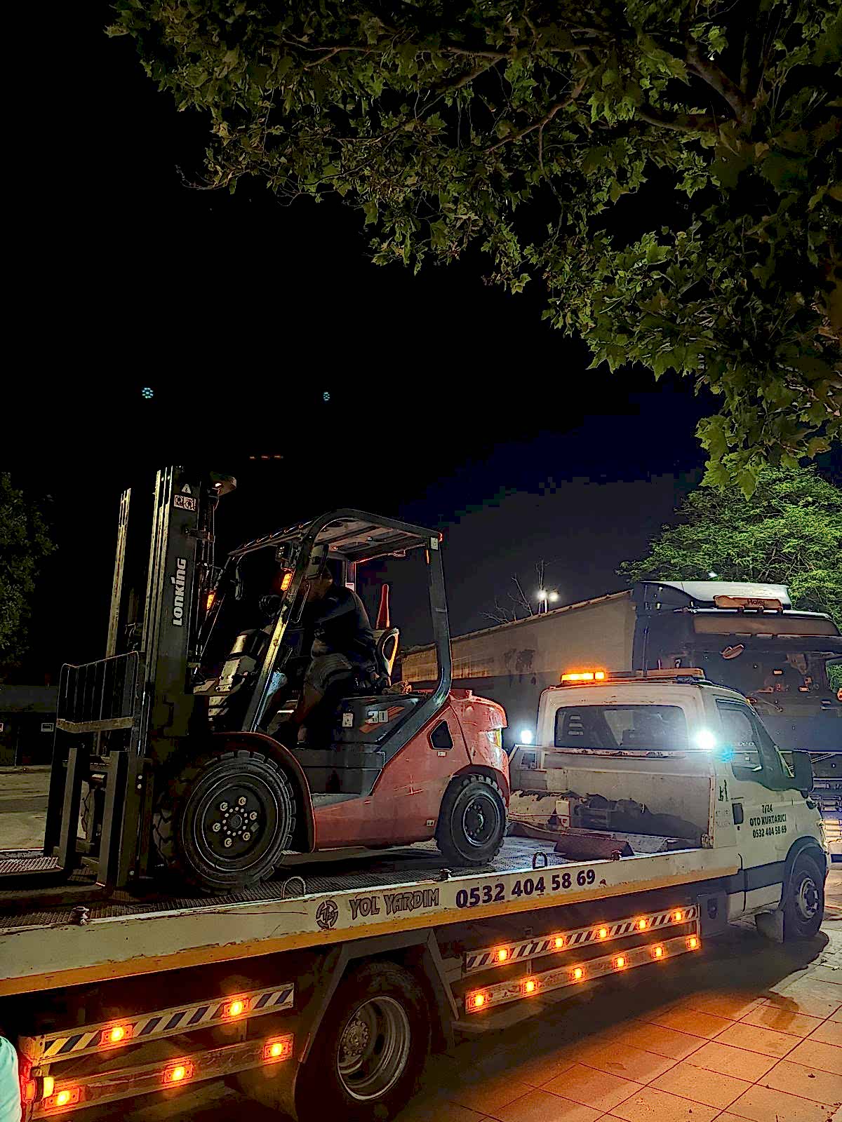 Forklift Transferi: Endüstriyel Taşımacılıkta Güven ve Verimlilik